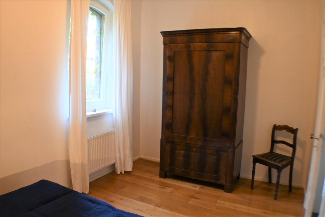 Kuhstall Mit Schick Geschendorf Eksteriør billede